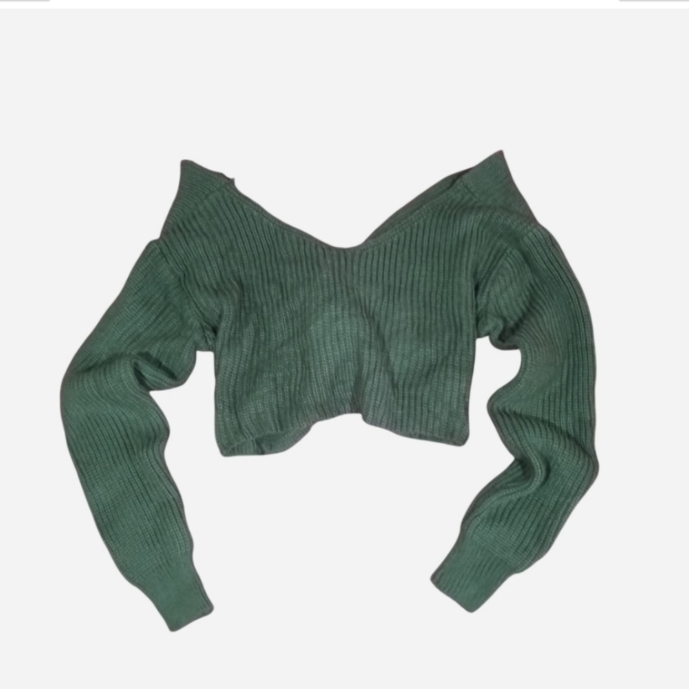 Oversized Twisted Front Long Sleeve Cropped Sweater - Picture 4 of 7